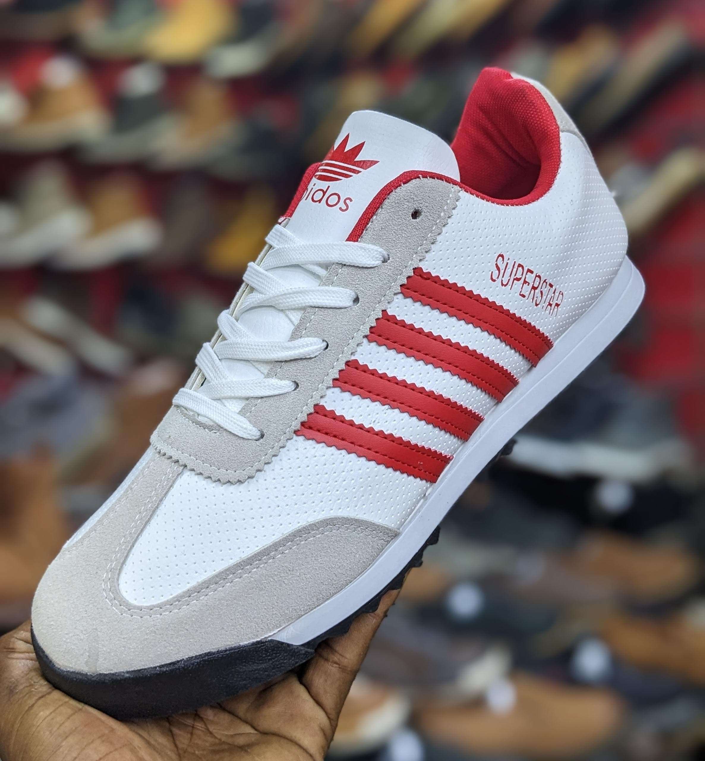 Adidas unisex casual sports shoes