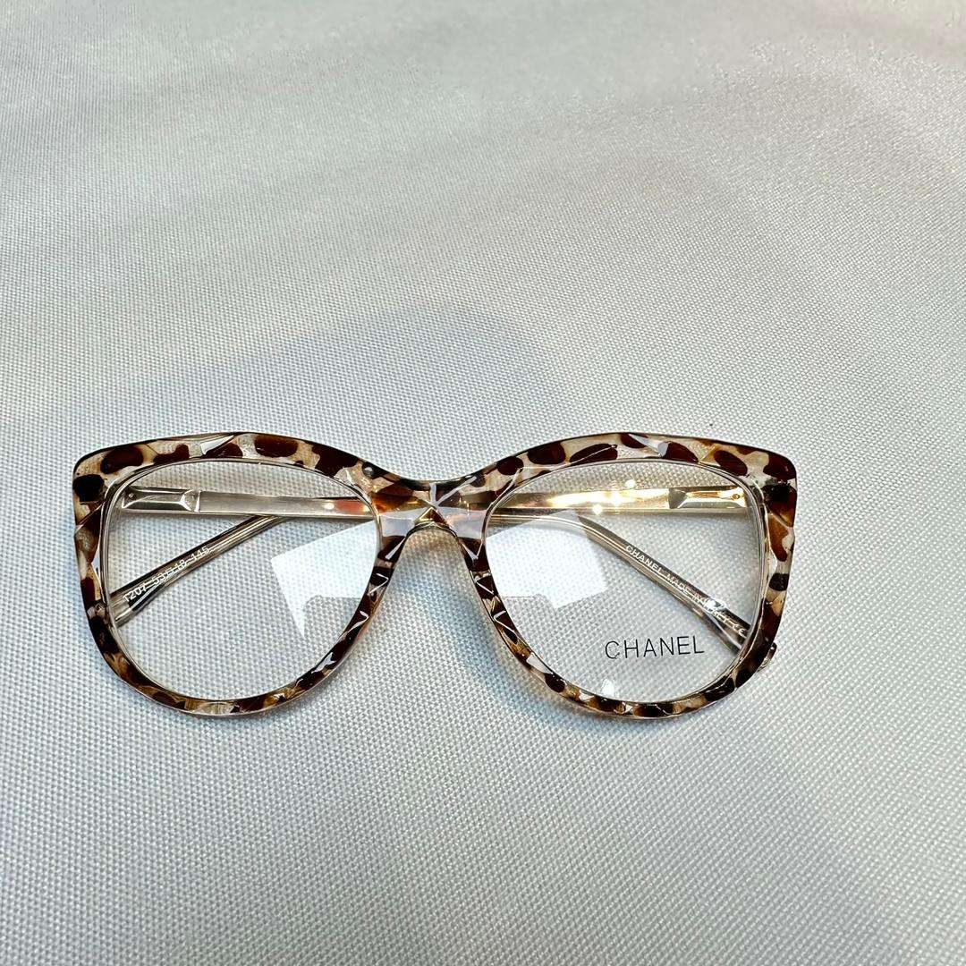 Casual fashion glasses