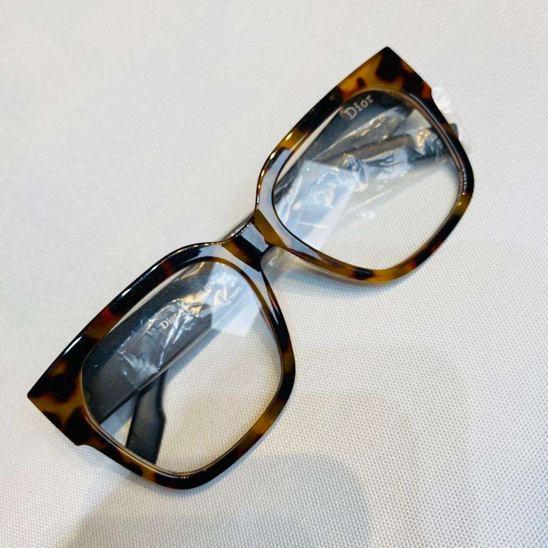 Casual fashion glasses