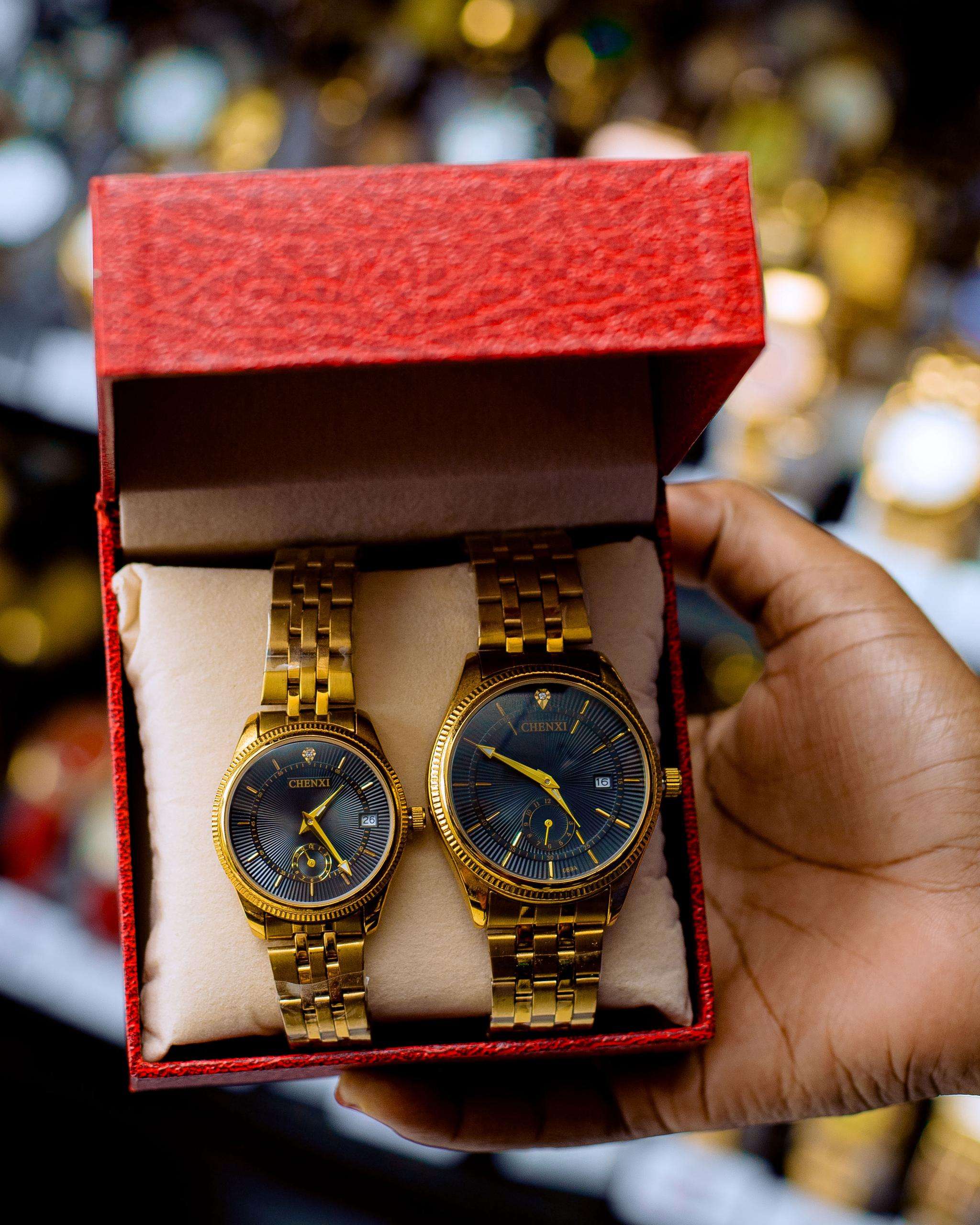 Chenxi Men's Gold Tone Stainless Steel Gift Watch
