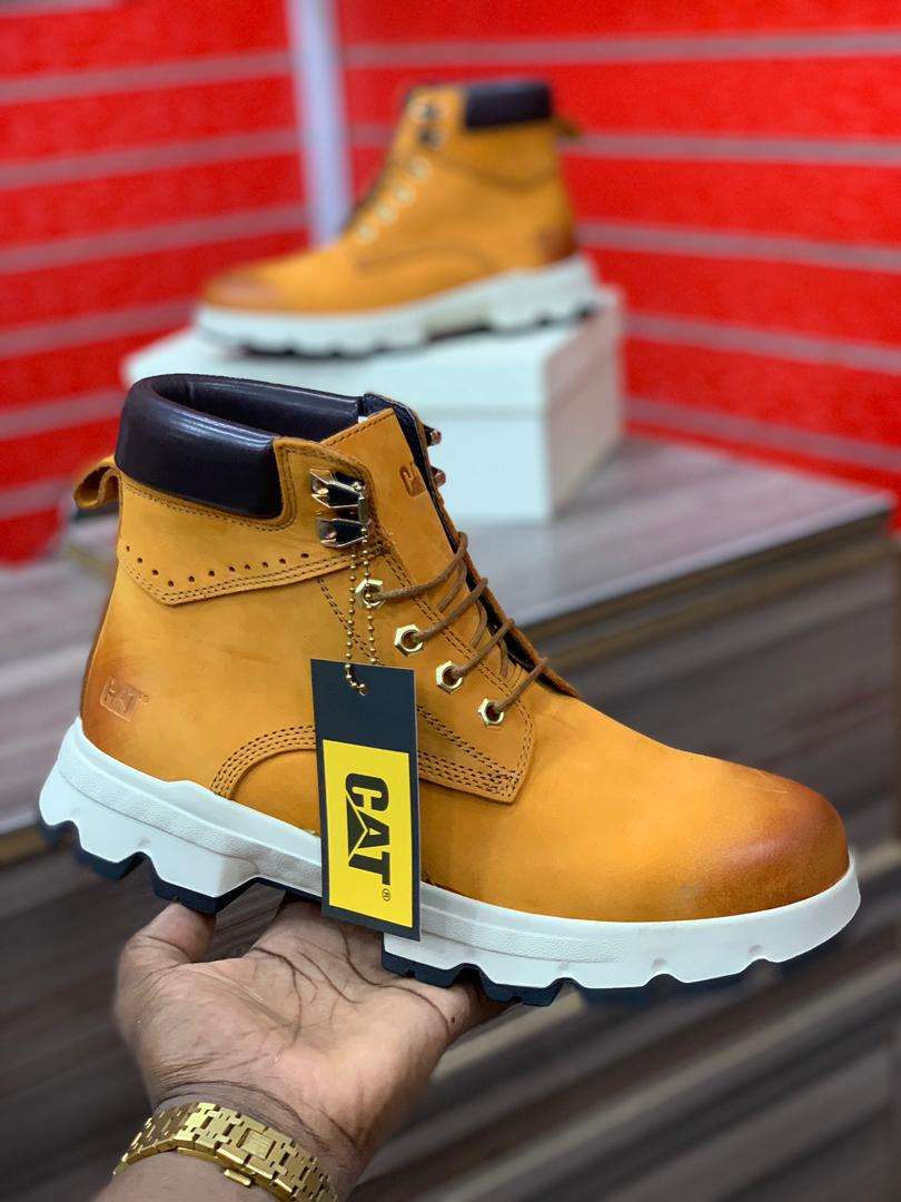 Mens Boots Caterpillar Original ChapMart Online Marketplace for Fast Growing Businesses