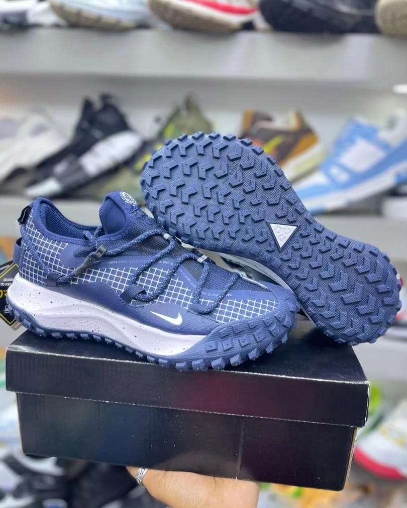 Nike Air Humara Polar Blue Sneakers