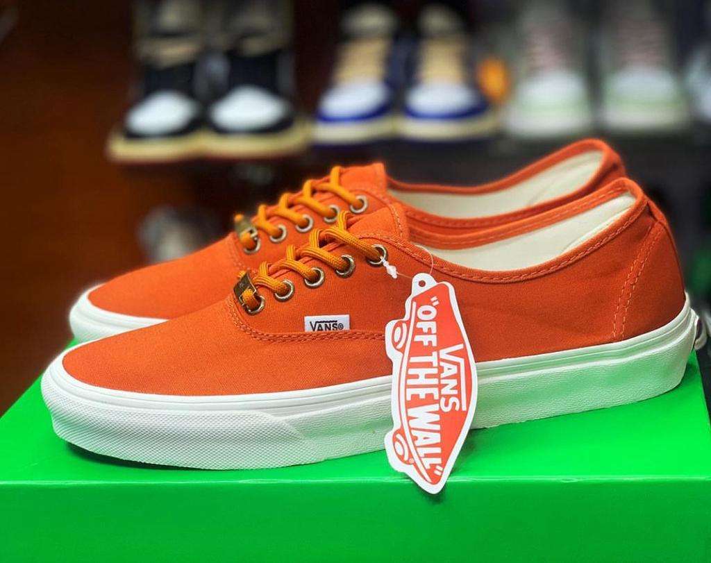 VANS Authentic Lo Pro Sneakers