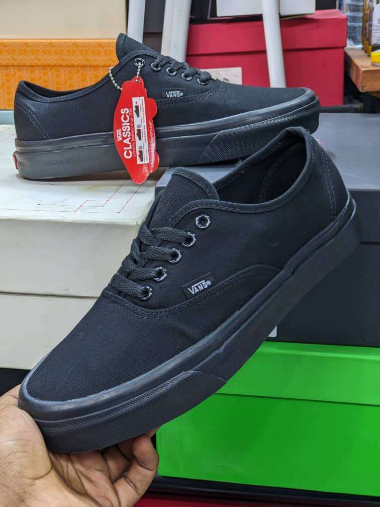 VANS Authentic Lo Pro Sneakers