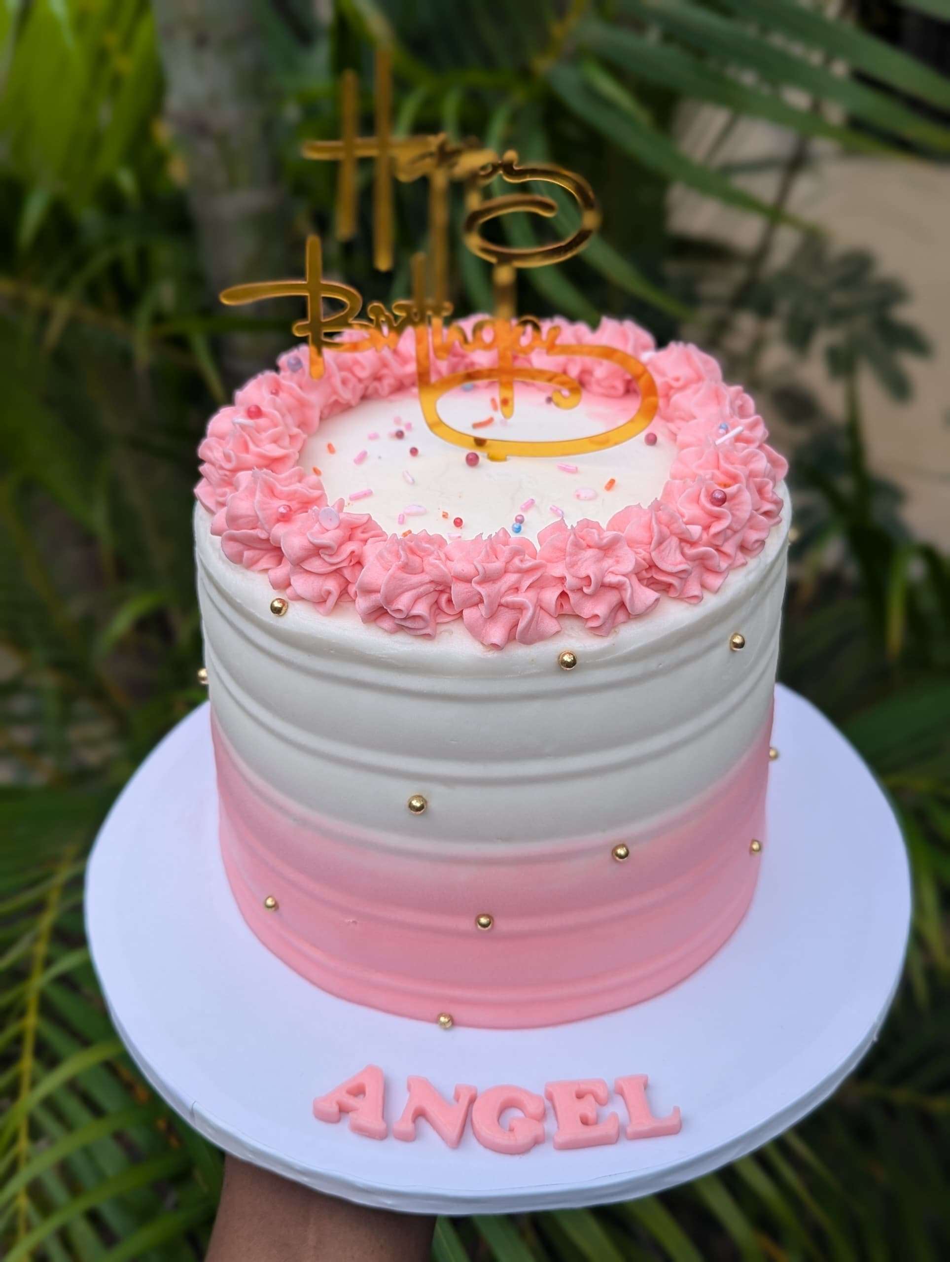 Birthday cake 1200gm