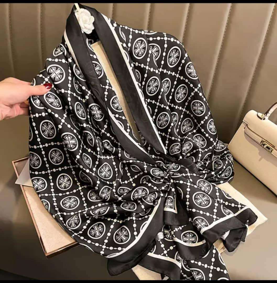 Custom Ladies Long Large Silk Scarf Stoles Luxury Designer Inspired Silk Scarves for Women